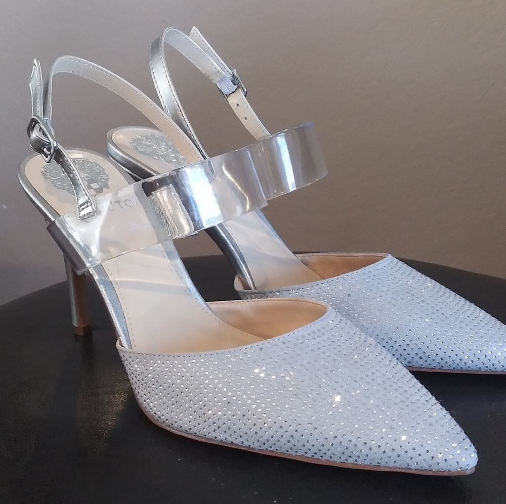 Vince camuto. Pumps - Picture 10 of 16